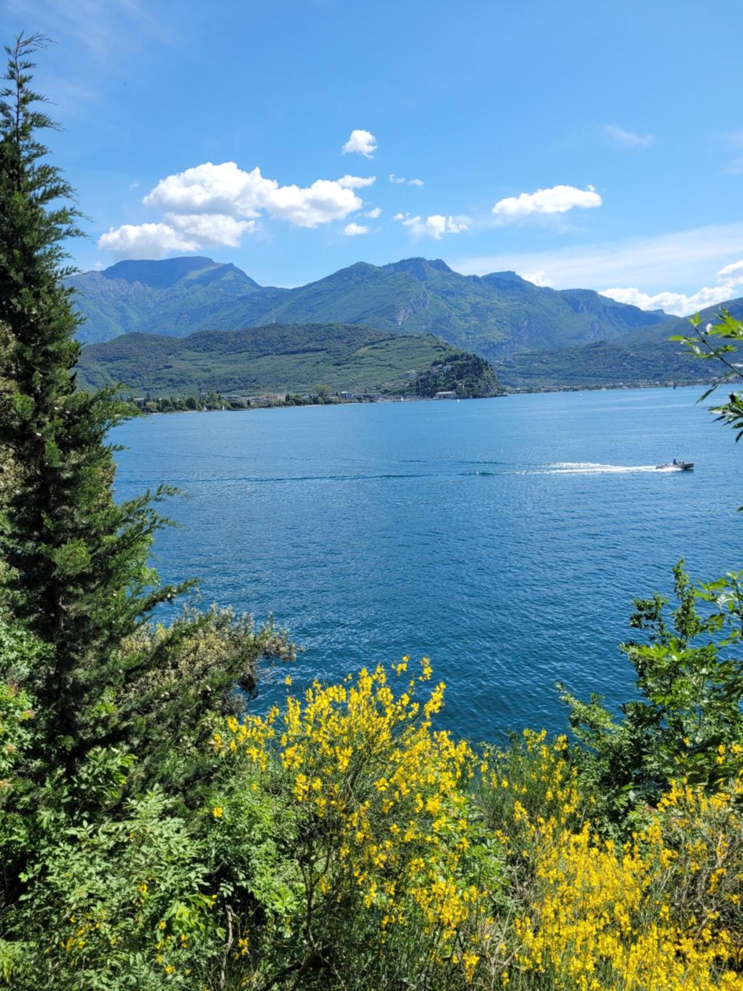 Appartamento Peace&Lake Рива-дель-Гарда Экстерьер фото